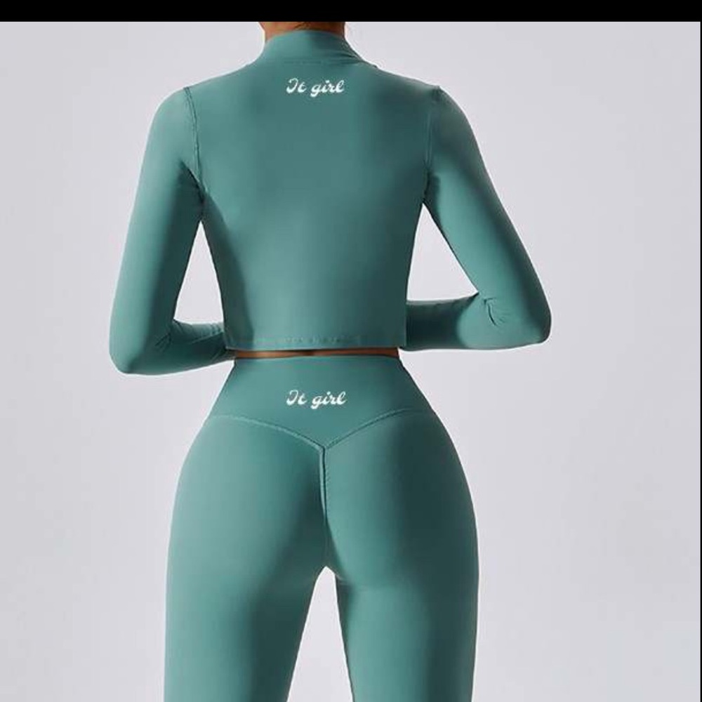 2 Piece Sets - image 2